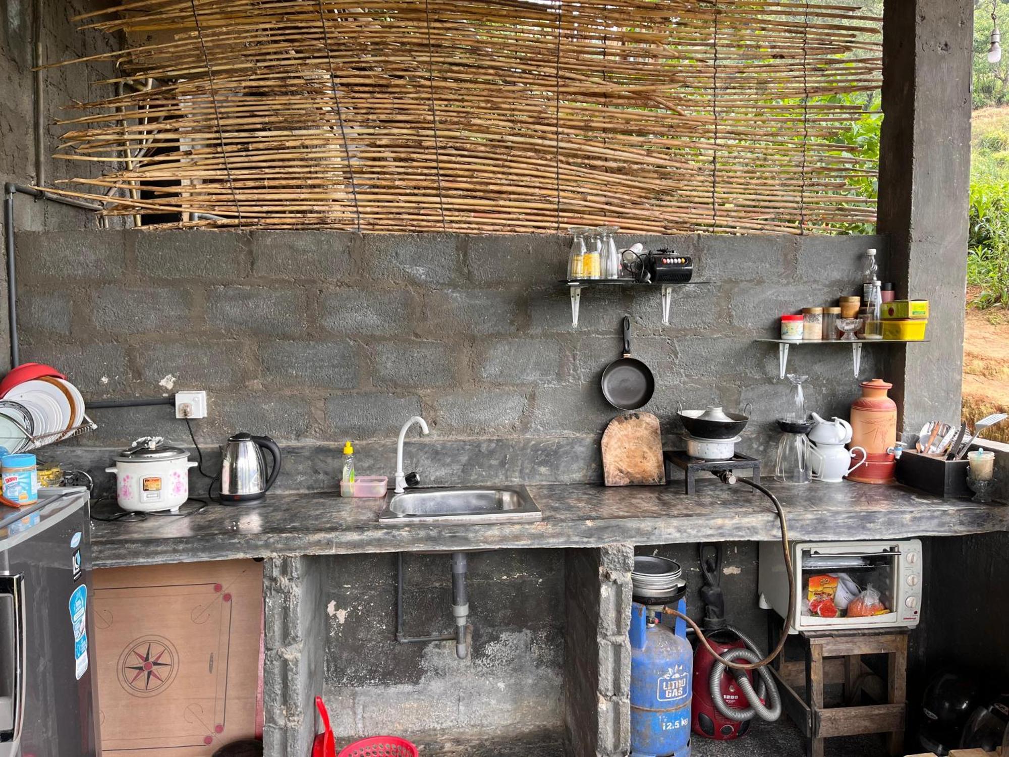 Backpackers Hostel Ella Bagian luar foto