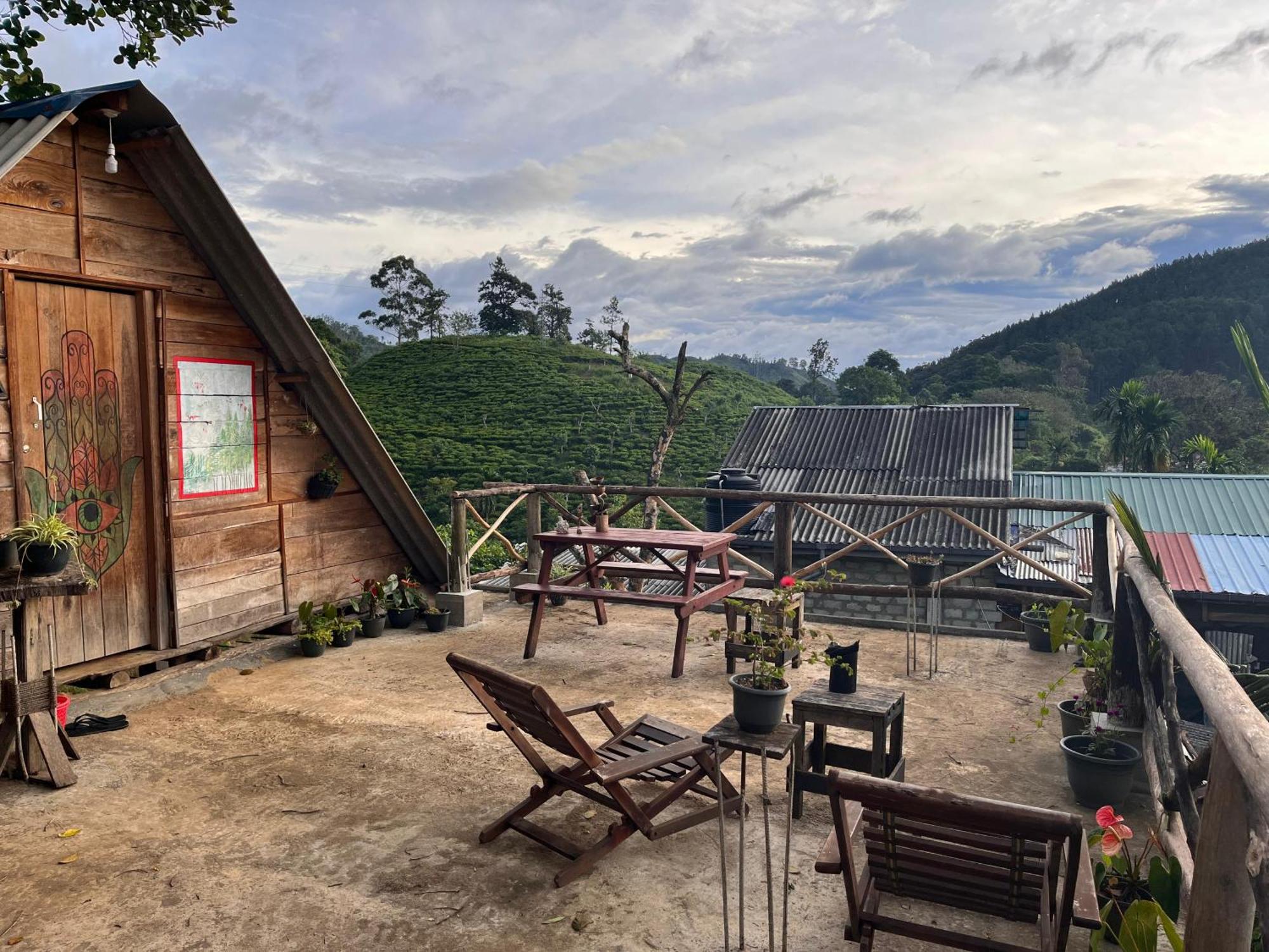 Backpackers Hostel Ella Bagian luar foto